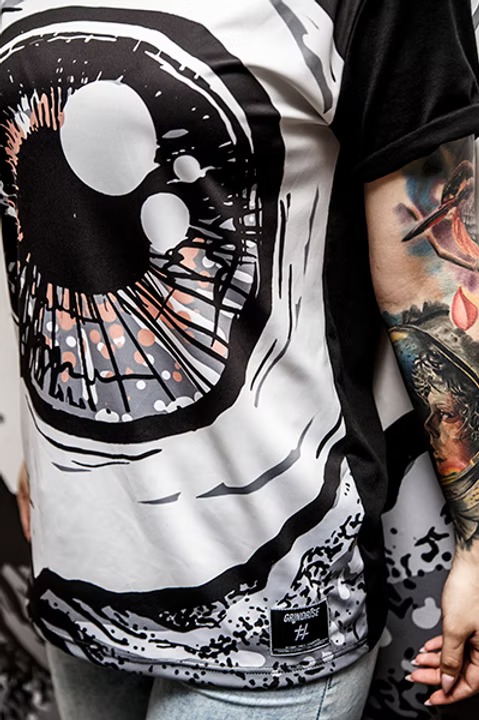 One Eye Tee