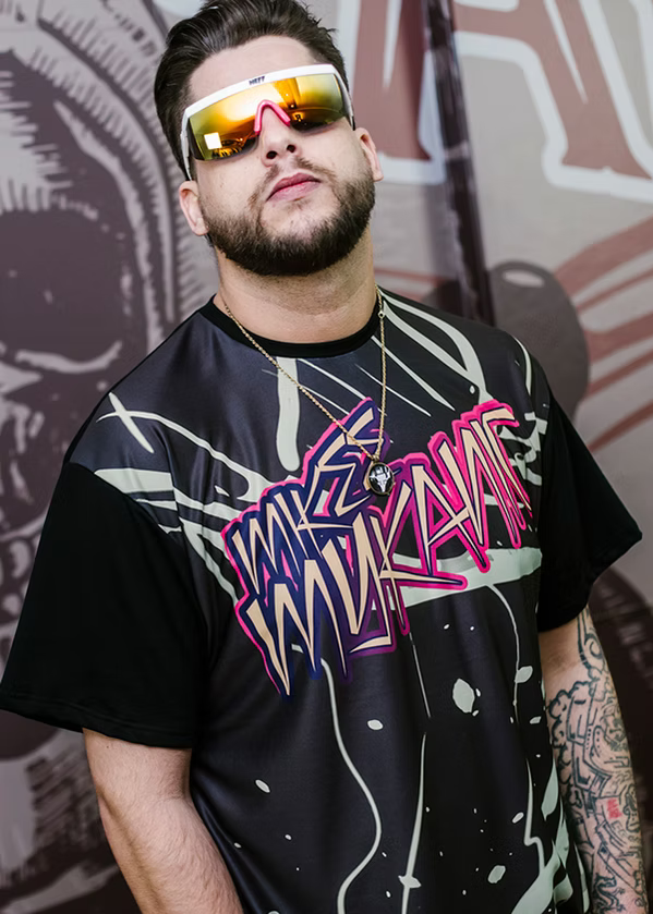 Mikee Mykanic x Grindrise Neonlogo Tee