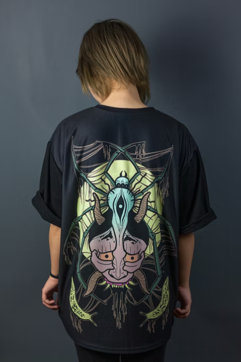 Hannya Tee